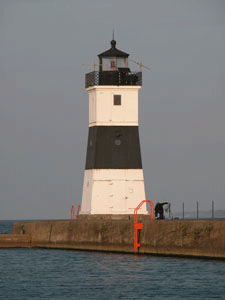 Erie North Pierhead Lighthouse